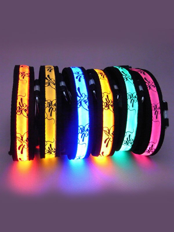OEM Wholesale Cute Printing Nylon Collar Dog Training Collar Colorful Flashing LED Dog Collar 06-1200 gmtpet.cn