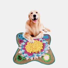 Newest Design Puzzle Relieve Stress Slow Food Smell Training Blanket Nose Pad Silicone Pet Feeding Mat 06-1271 gmtpet.cn
